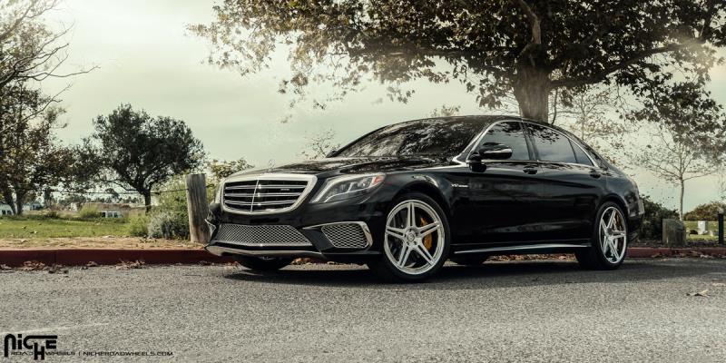 Mercedes-Benz AMG S63